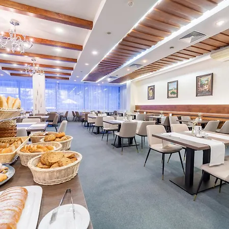 康塔特养生酒店 塔查斯卡-鲁穆尼卡