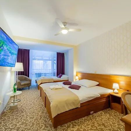 康塔特养生酒店 4*