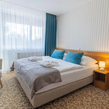 Kontakt Wellness Hotel 4*
