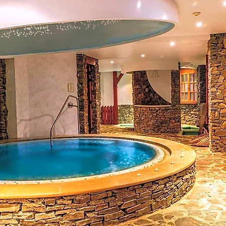 Hotel Kontakt Wellness 4*