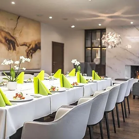 Kontakt Wellness Hotel Tatrzańska Łomnica