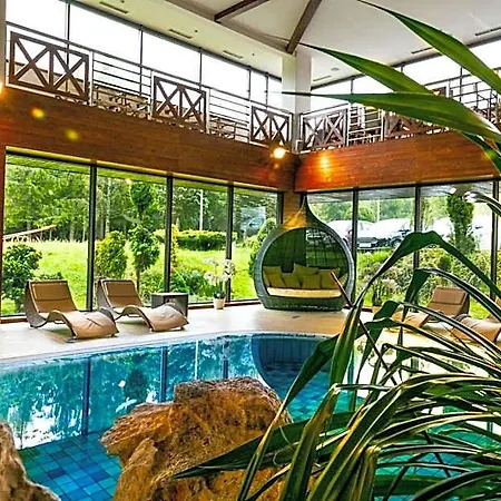 Hotel Kontakt Wellness 4*