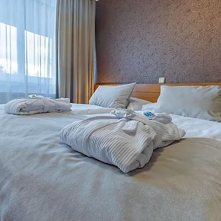 Kontakt Wellness Hotell